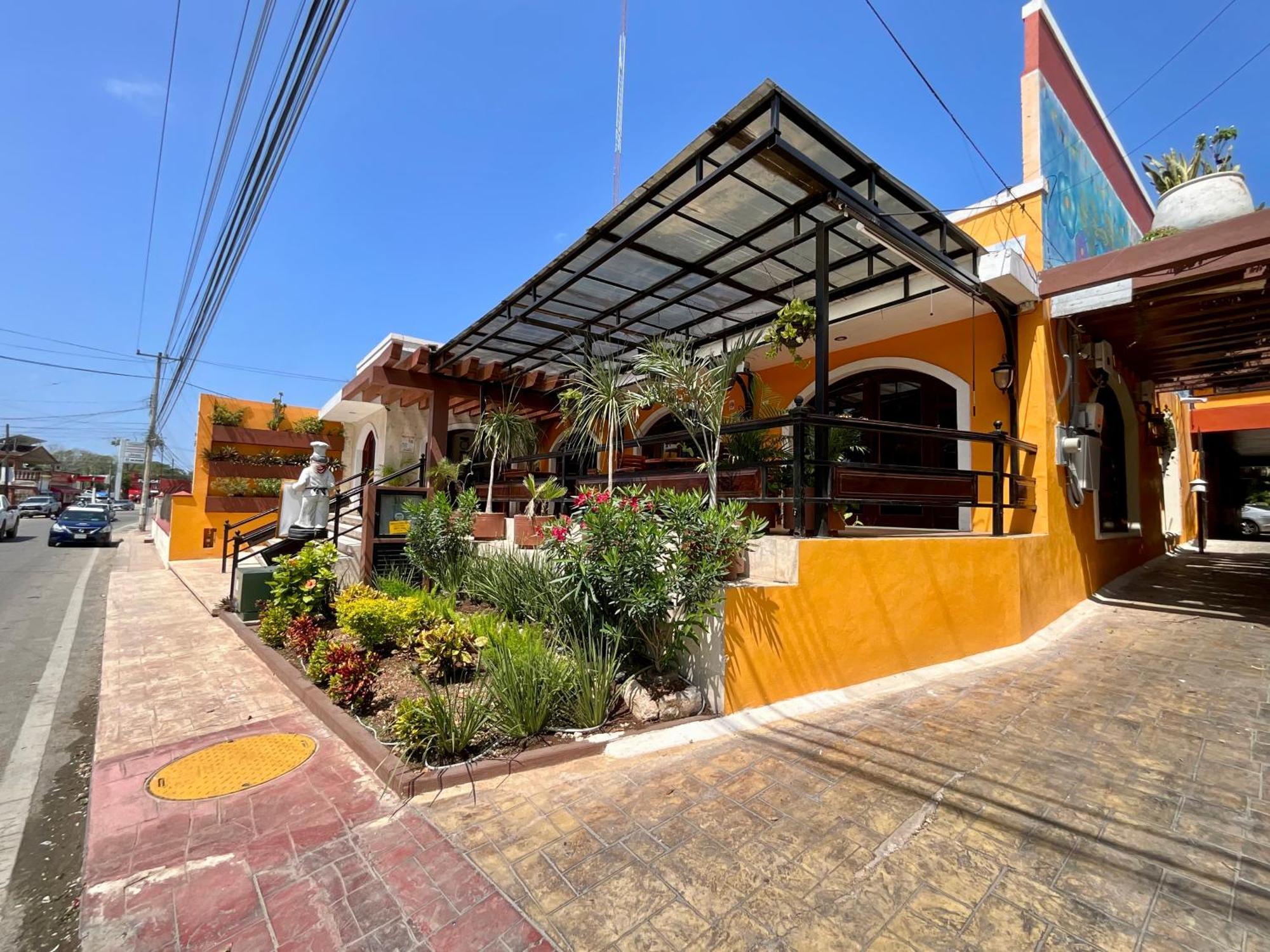 El Zaguan Colonial By Guruhotel วัลลาโดลิด ภายนอก รูปภาพ